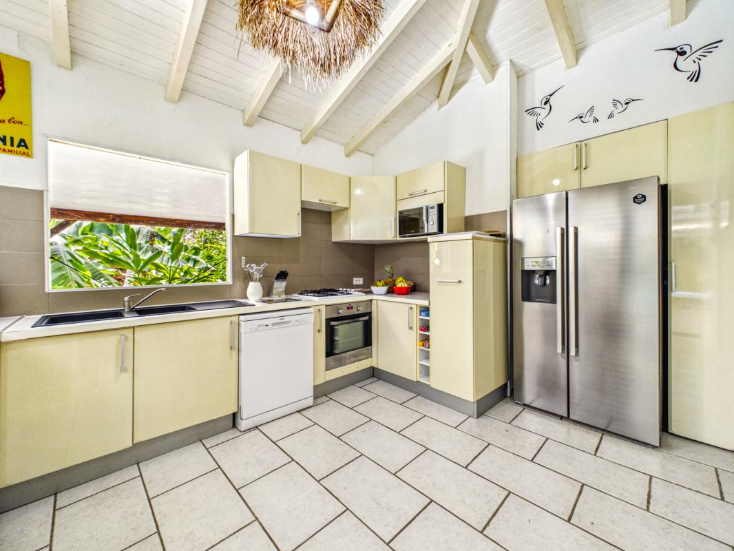 12.location villa avec piscine proche plage St François Guadeloupe